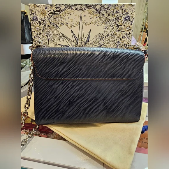 Louis Vuitton Twist MM Epi Leather Crossbody Navy Blue Bag - Picture 10 of 13